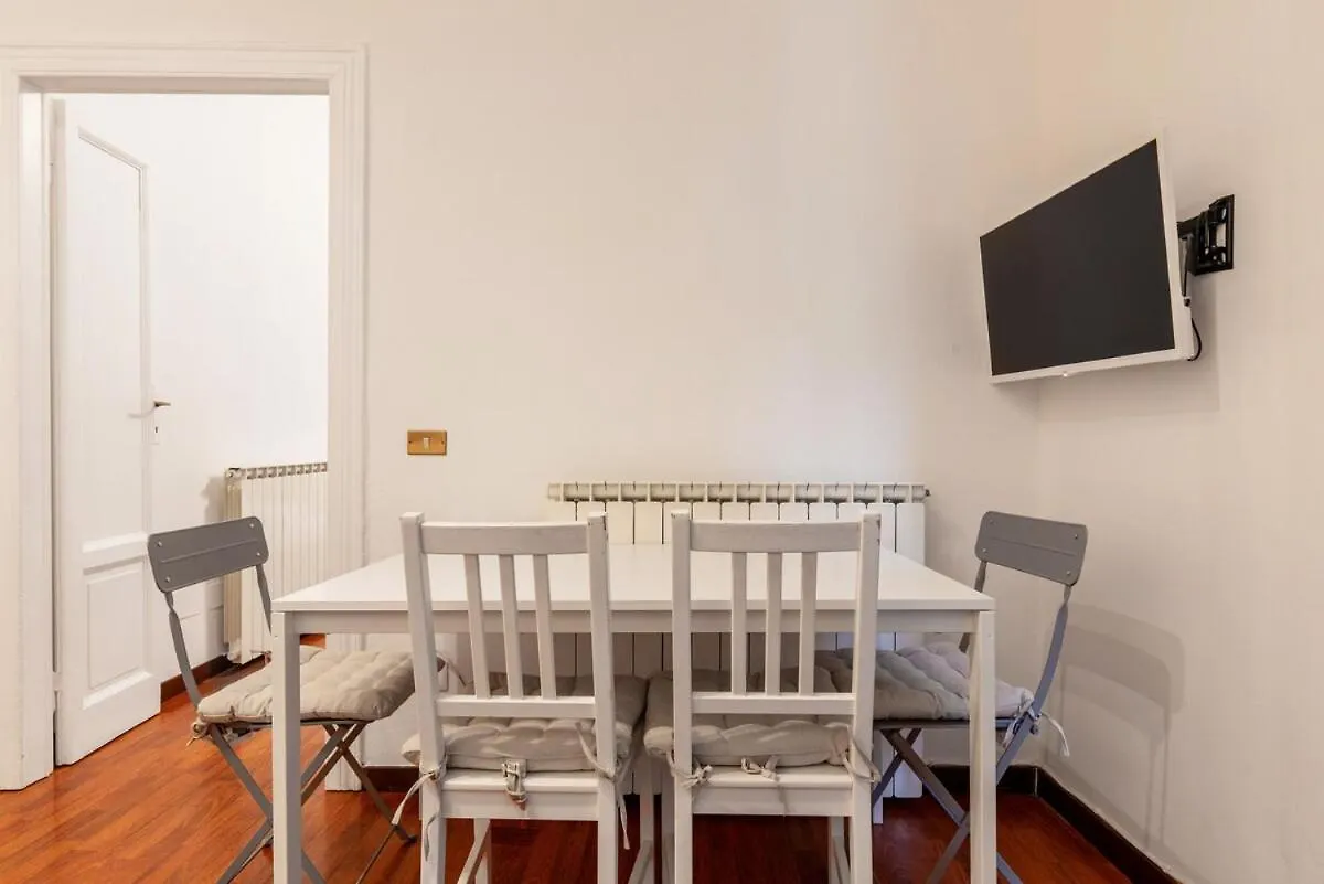 Fiamma20 Appartamento In Tricolore Milan Apartment
