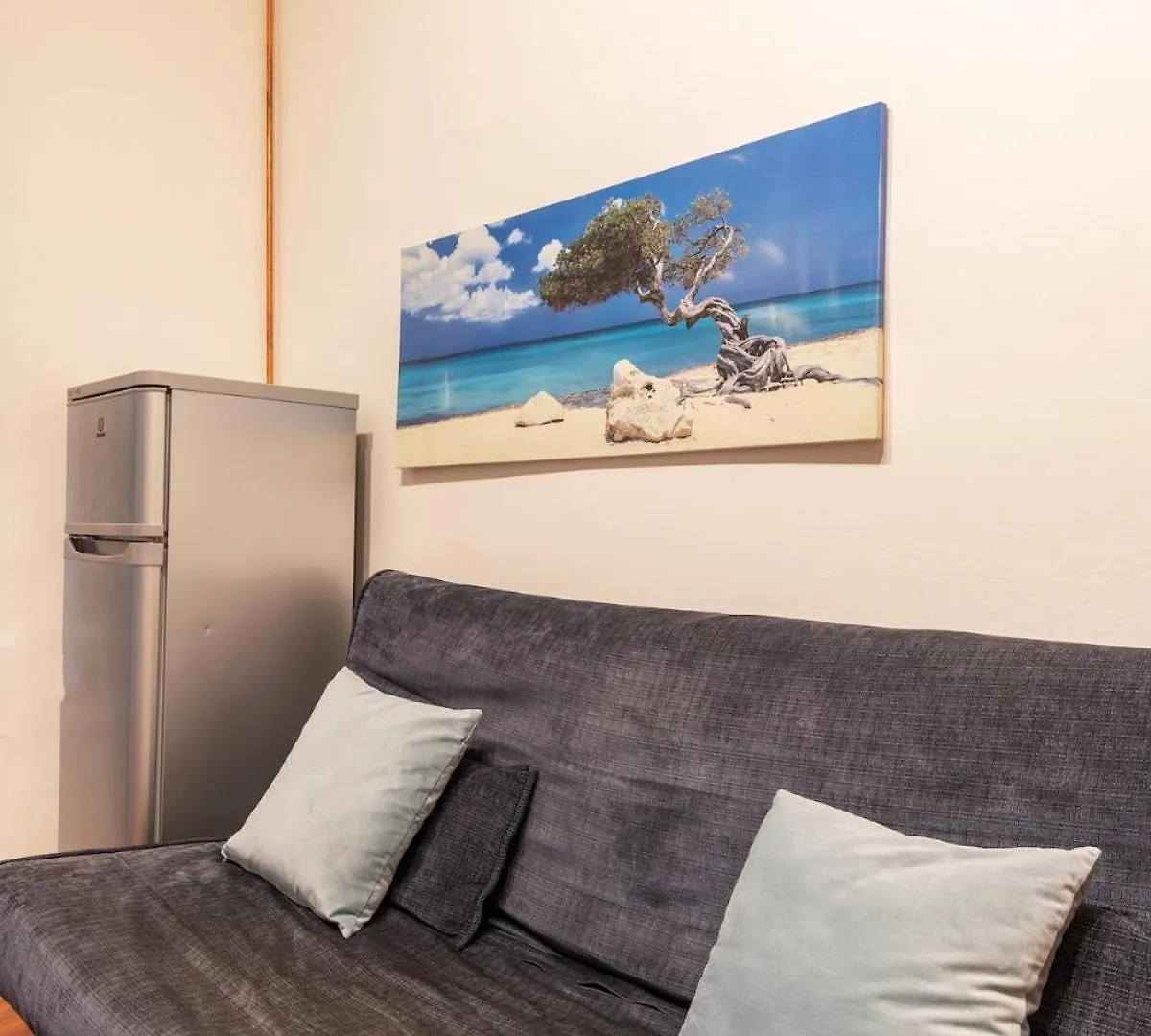 Apartment Fiamma20 Appartamento In Tricolore Milan